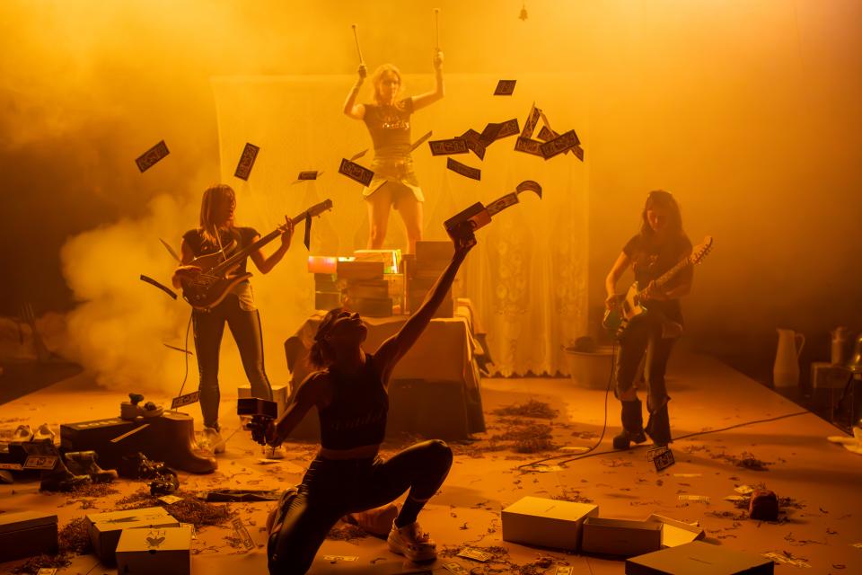 band playing